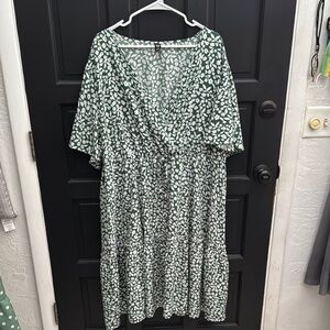 Green Floral Plus 5x Dress